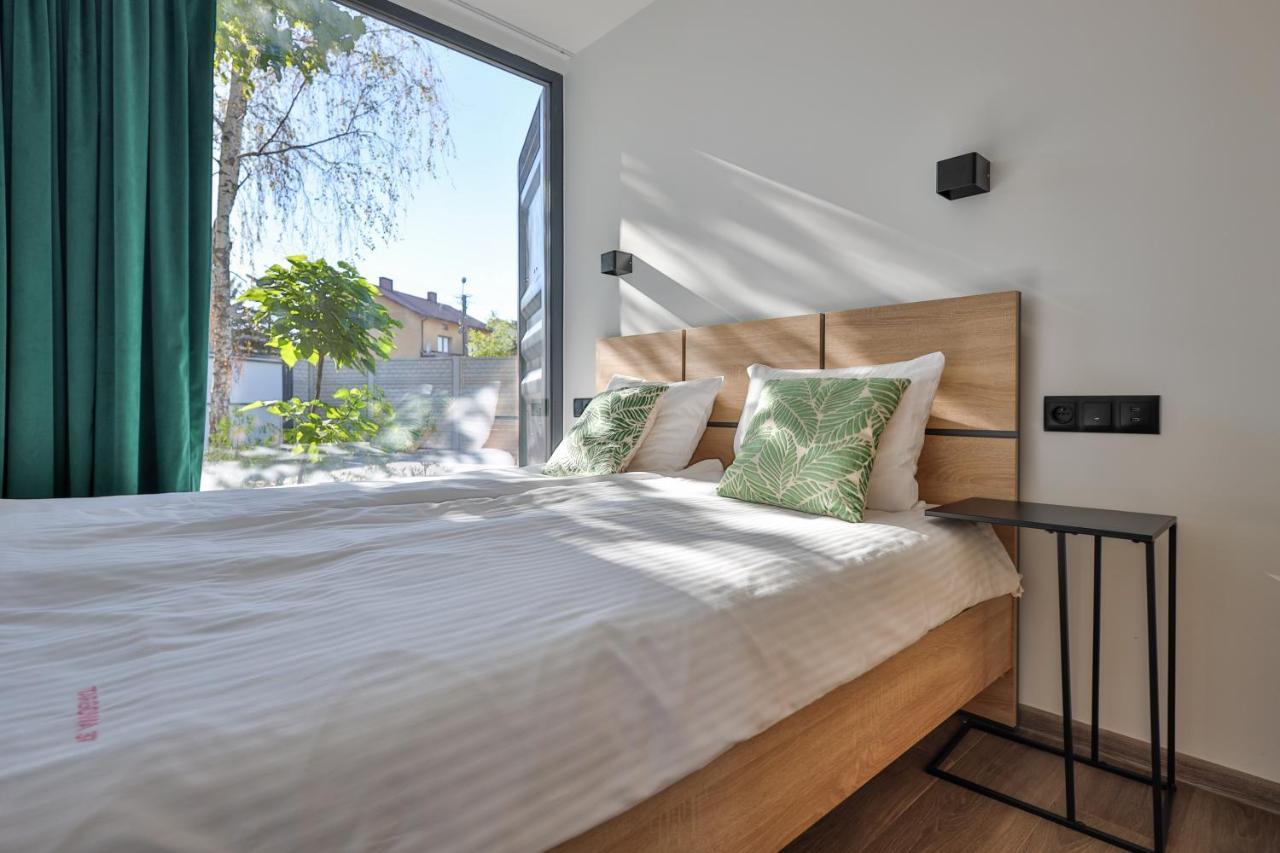 Bed and Breakfast Targowa37 Uniejow Esterno foto